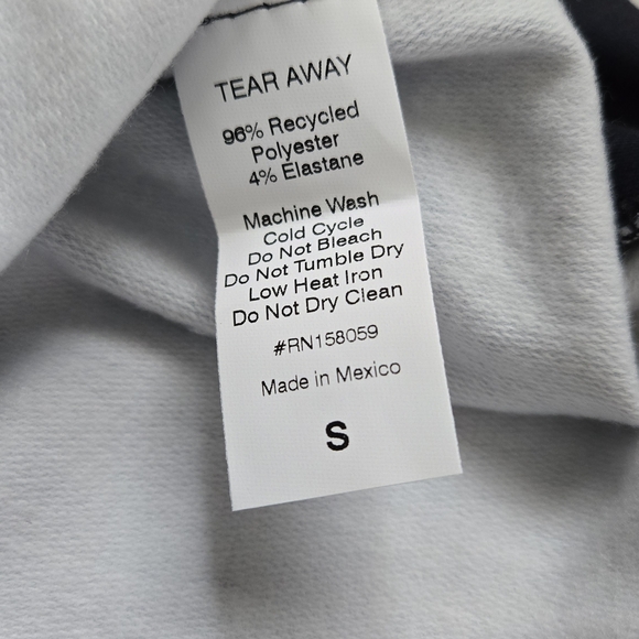 Peanuts Holiday Sweatshirt - Navy. Brand New Never Worn, Without Tags - Picture 4 of 5